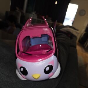 Kuu Kuu Harajuku Tour Bus